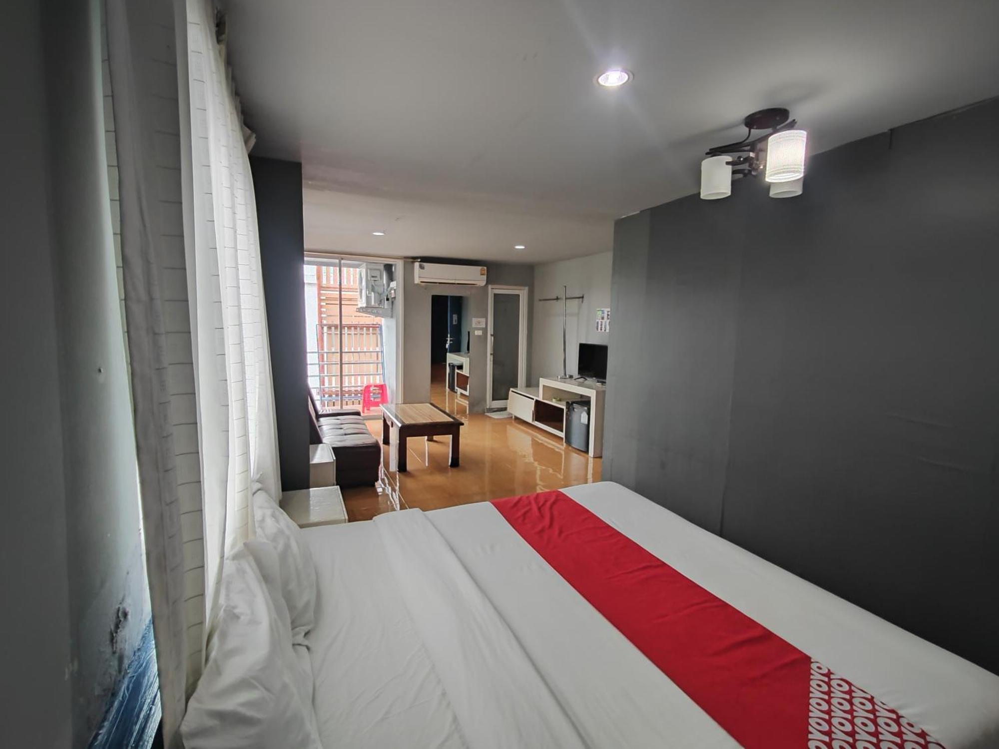 Madam Aparthotel